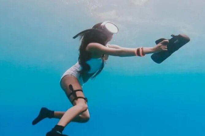 Snorkeling with underwater scooter in Taha’a lagoon from Raiatea