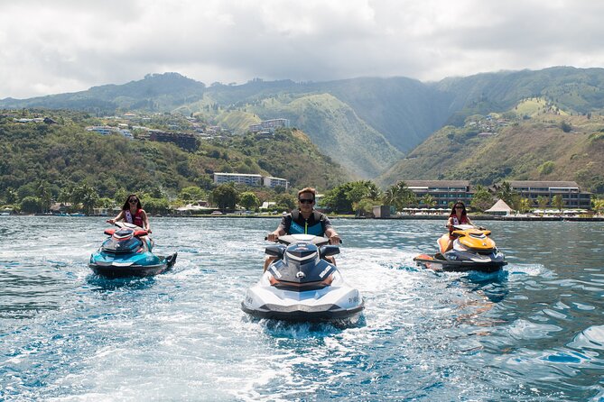 2-hour Jet Ski outing in Puna’auia