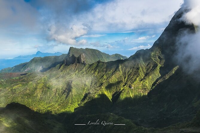 Private Day Trip Hike and Boat in Moorea