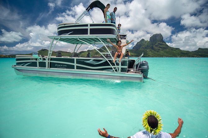 Toa Boat Bora Bora Private Lagoon tour On Ambassador Boat