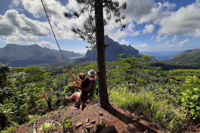 Private Half-Day Hike in the Opunohu Valley in Moorea